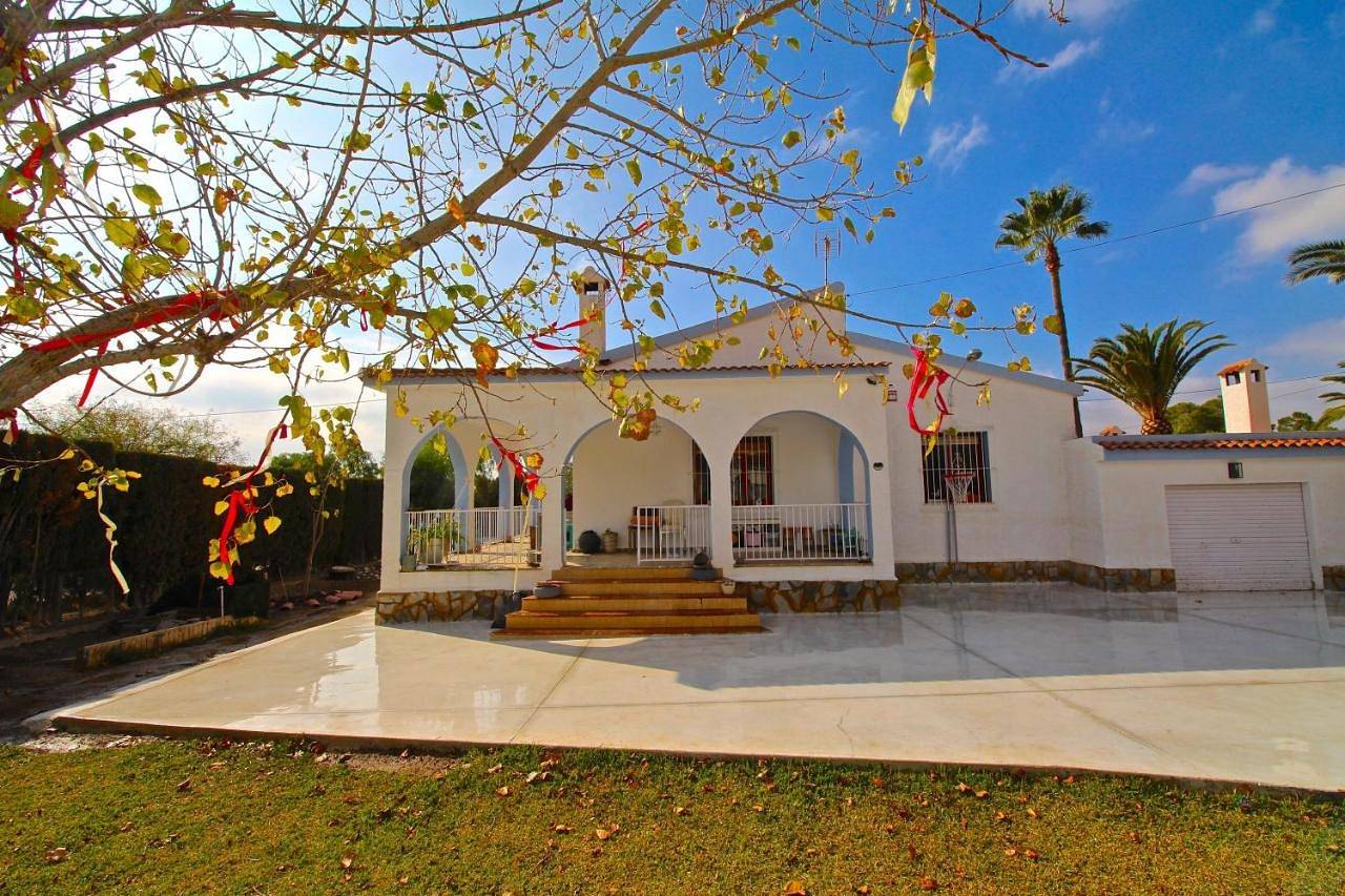 Villa Verde in Busot, Costa Blanca