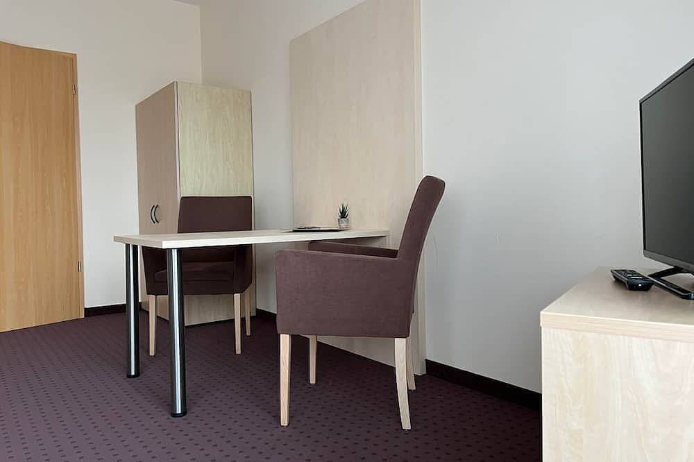 Hotel Am Heidepark - Doppelzimmer, Dusche oder Bad, Wc in Dippoldiswalde, Osterzgebirge