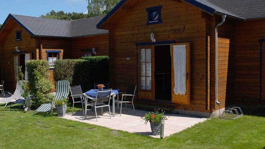 Ferienhaus für 4 Personen, mit Terrasse und Whirlpool sowie Sauna und Pool auf Usedom