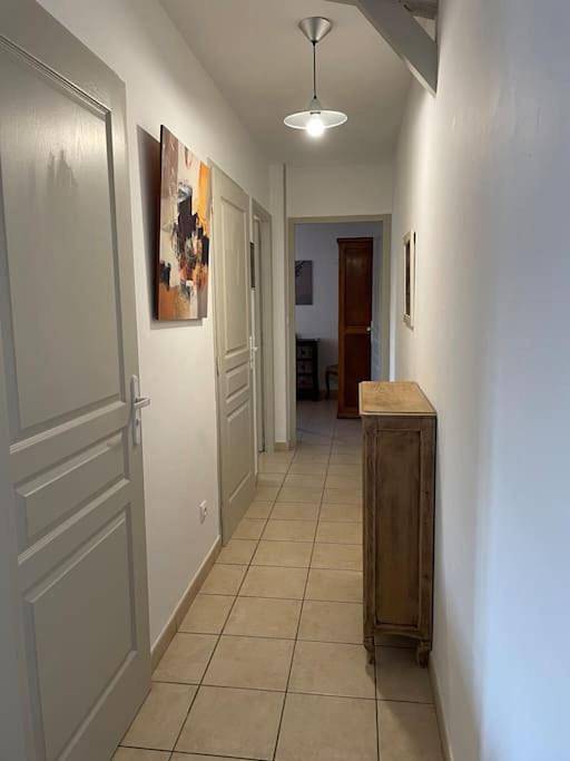 Location de vacances pour 6 personnes, avec Terrasse et Jardin à Miribel - 4