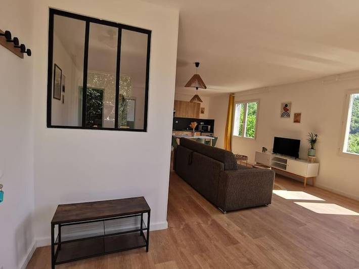 Gîte pour 4 personnes, avec terrasse et vue à Venaco - 2