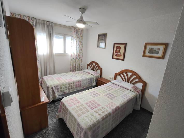 Apartamento entero, Apartamento en Planta Baja en Torredembarra, 2 hab, balcón, Wifi, aparcamiento in Torredembarra, Costa Dorada