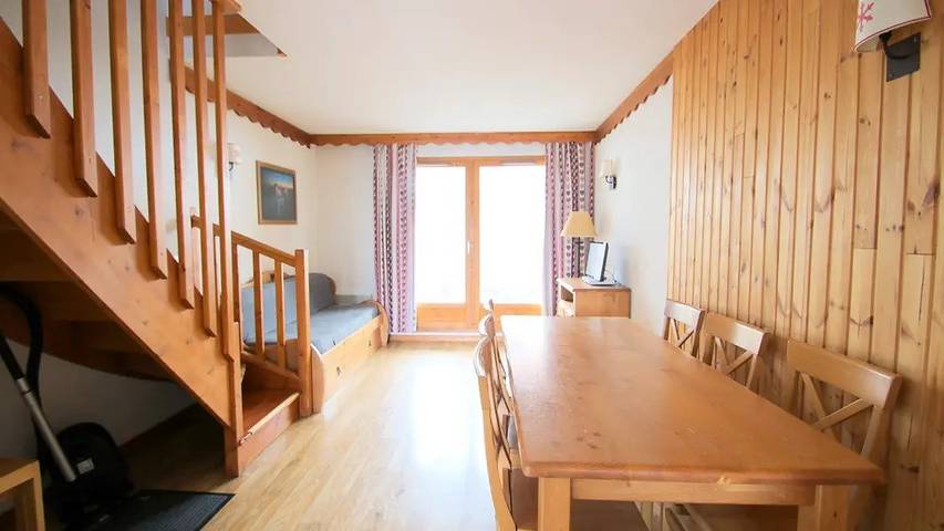 Chalet pour 7 personnes, avec vue ainsi que terrasse et piscine à Puy-Saint-Vincent - 3