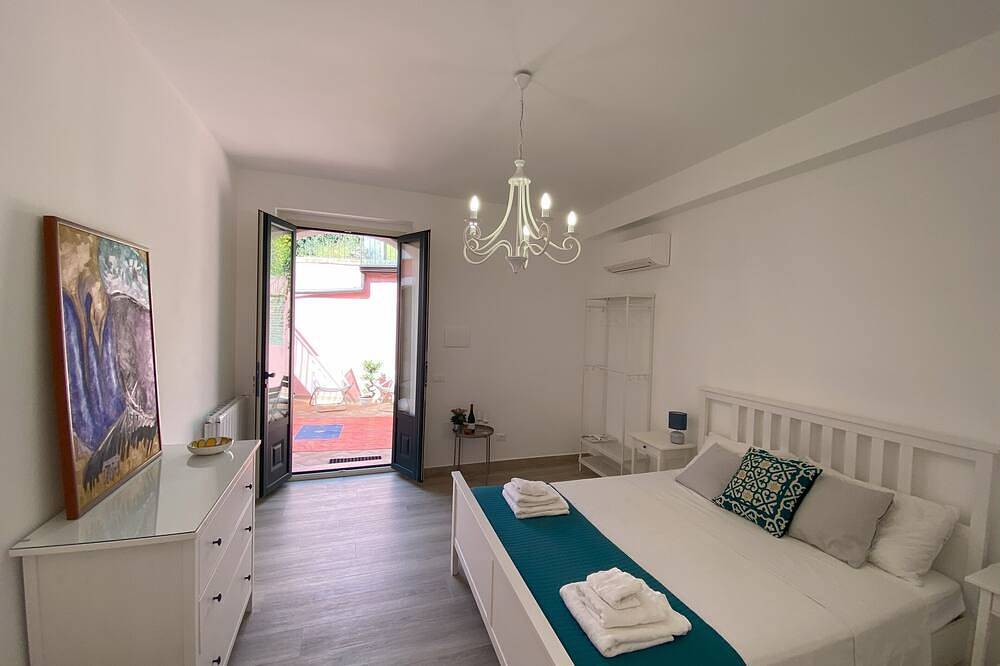 Guesthouse \"Le corti dell'Etna\" Milo (Ct) - Sicily in Milo, Ätna
