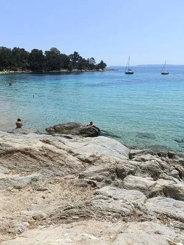 Gîte pour 5 personnes, avec terrasse dans Plage de La Fossette - 3