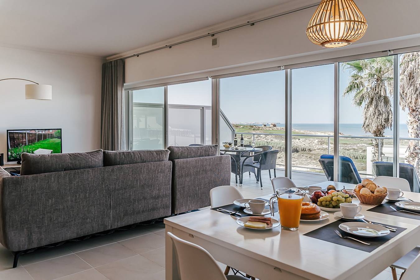 Apartamento inteiro, Apartamento Atlantic View A09 com vista para o mar e Wi-Fi in Amoreira, Leiria distrito