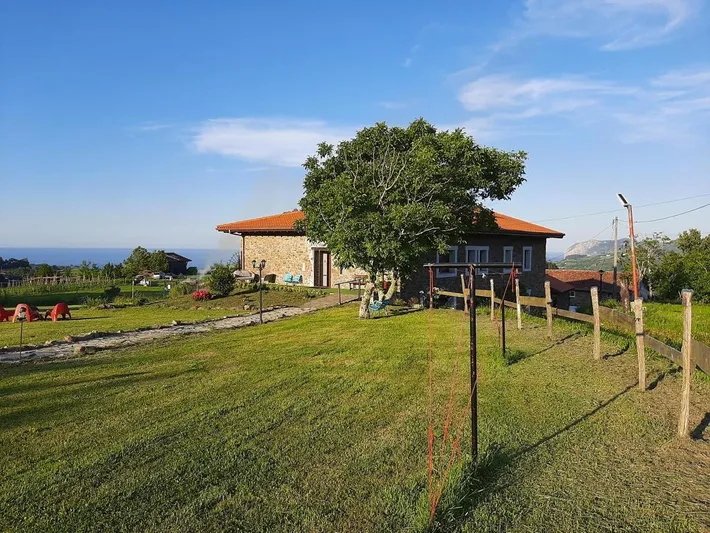 Casa rural para 3 personas, con vistas y jardín - 1