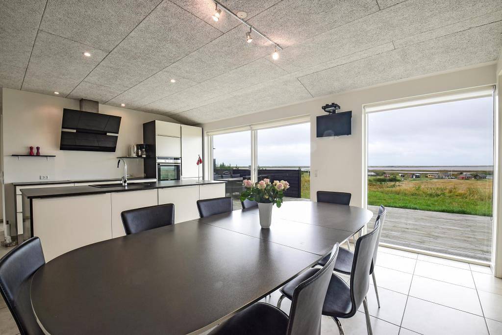 Modern und hell eingerichtetes Haus – Tolle Aussicht auf Nissum Fjord und Helmklink Havn in Ulfborg, Nissum Fjord