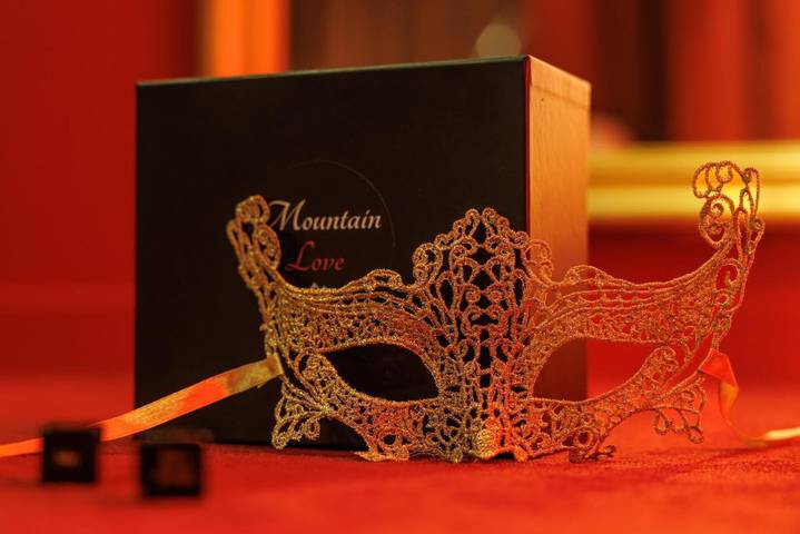 Gîte pour 2 personnes, avec jacuzzi ainsi que sauna et terrasse à Saint-Claude (Jura) - 4