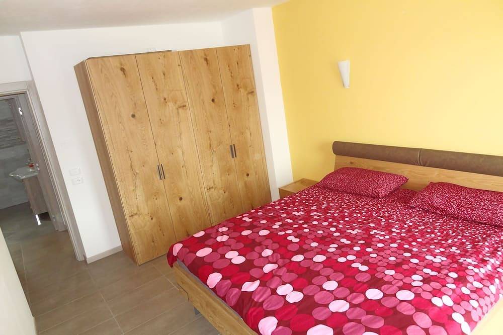 Ganze Wohnung, Casa Annika - oberhalb von Garda mit fantastischem Seeblick in San Zeno di Montagna, Gardasee-Berge