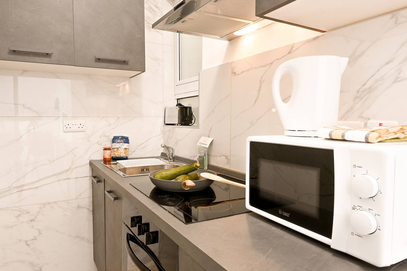 Apartamento inteiro, Sea Blue Horizon Qawra Bay 2 in Qawra, Baía de São Paulo