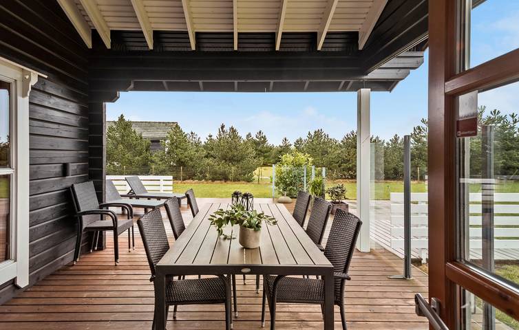 Ferienhaus für 6 Personen, mit Terrasse und Whirlpool sowie Sauna und Garten in Marielyst - 3