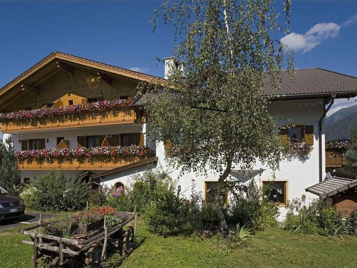 Hotel für 2 Personen, mit Garten und Balkon in Sterzing