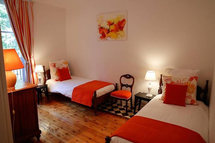 Location de vacances pour 10 personnes, avec jardin à Bretteville-sur-Odon - 4