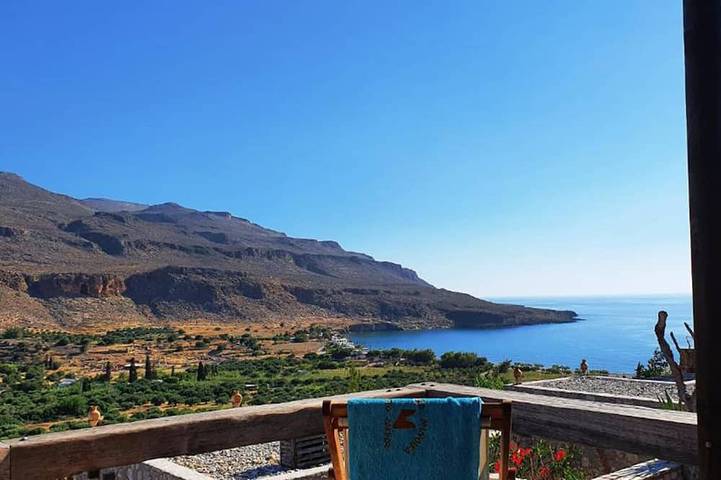 Gîte pour 3 personnes, avec balcon dans Κάτω Ζάκρος