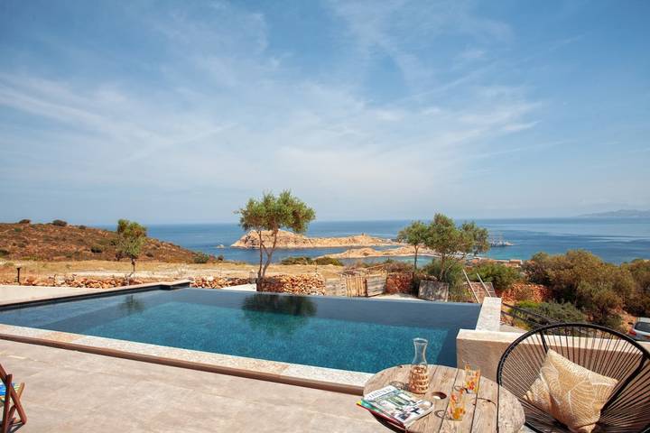 Villa pour 6 personnes, avec jardin et piscine à L'Île-Rousse