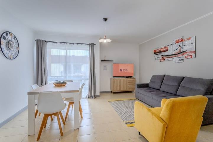 Apartamento de férias para 6 pessoas, com varanda na Ilha de São Miguel