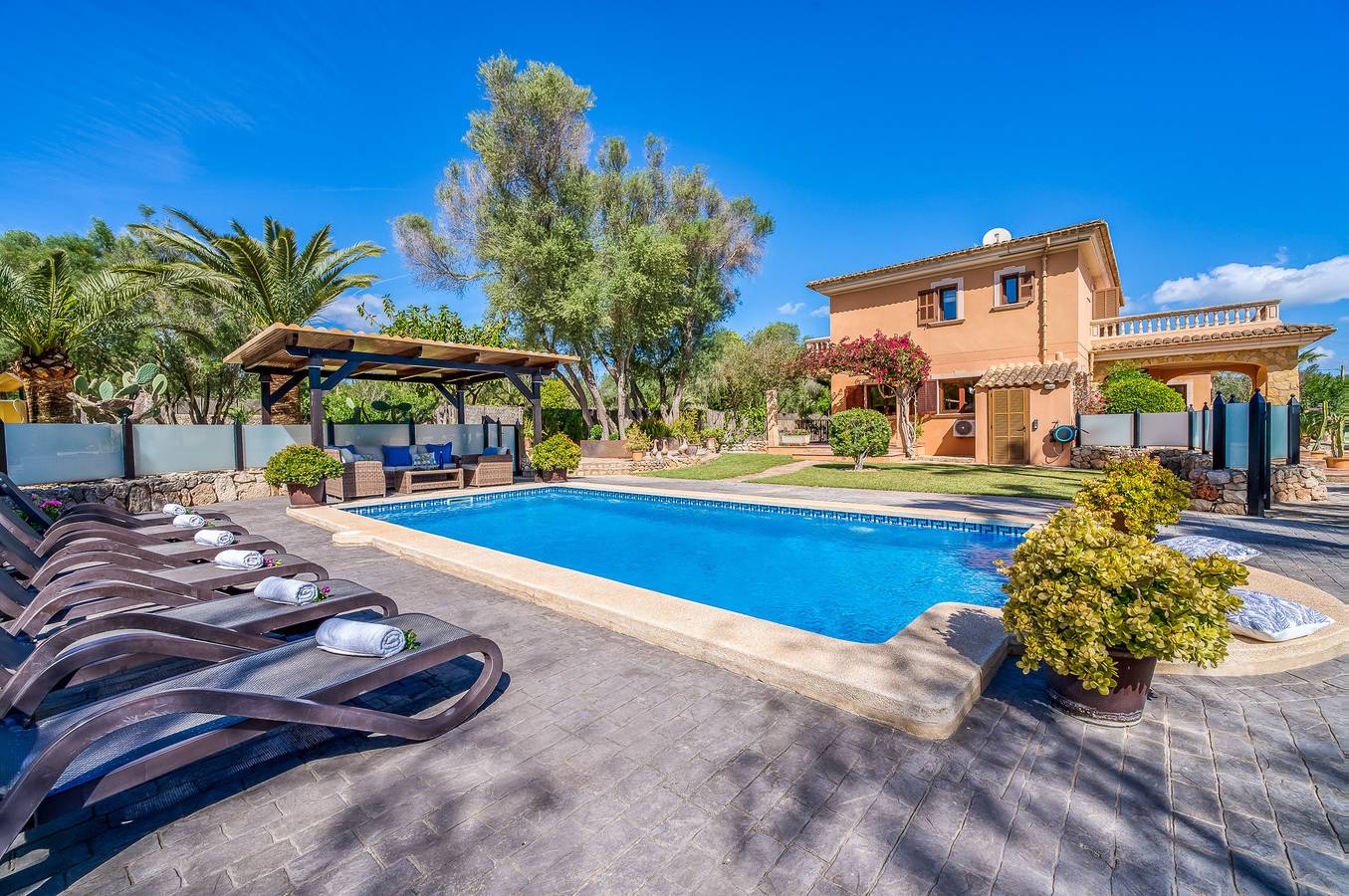 Casa vacanza a Muro a partire da 350€ a notte