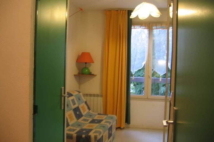 Ganze Wohnung, Möbliertes Studio, Résidence Plein Soleil, im Herzen eines Spa in Lamalou-les-Bains, Béziers und Umgebung