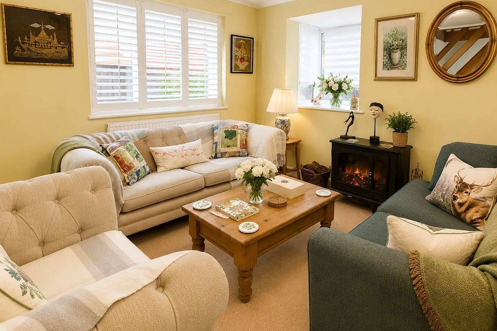 Charming 2Br Cottage in the Heart of Lyndhurst | Parking & Garden in Lyndhurst, Hampshire