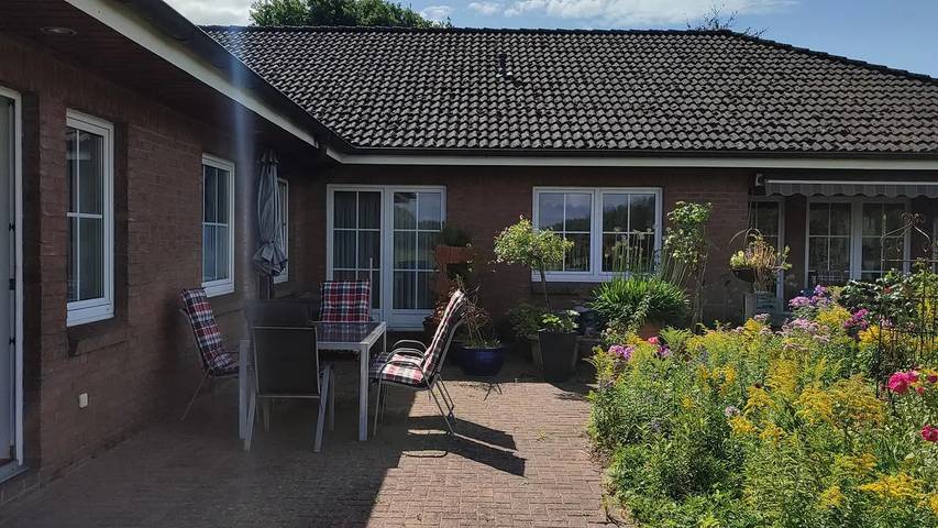 Ferienwohnung für 4 Personen, mit Garten in Naturpark Westensee