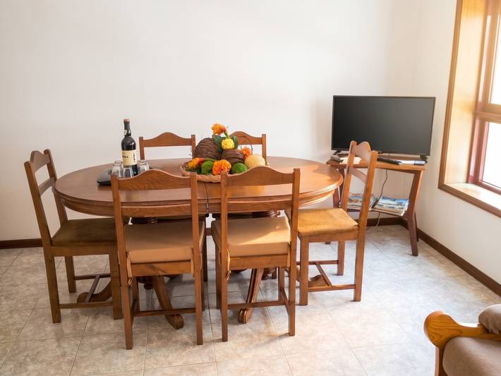 Appartement entier, Appartement spacieux à Espinho avec cheminée, 87 m² in Espinho, District de Aveiro