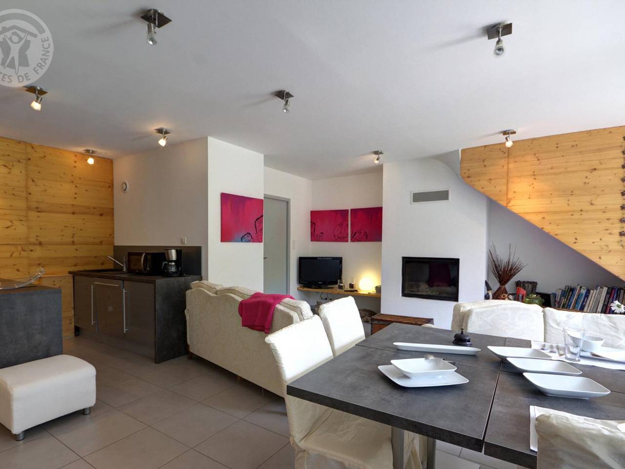 Gîte de Charme avec Terrasse Privée - Saint-Genest-Malifaux in Saint-Genest-Malifaux, Parc Naturel Régional du Pilat