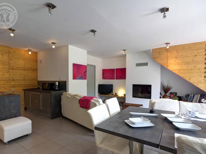 Gîte pour 6 personnes, avec jardin à Saint-Genest-Malifaux - 4