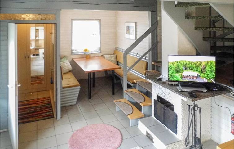 Rückzugsort am See in Ibra - Terrasse, TV, Parkplatz in Reimboldshausen, Kirchheim