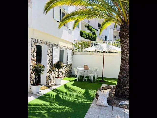 Casinha da Palmeira in Nazaré, Leiria distrito