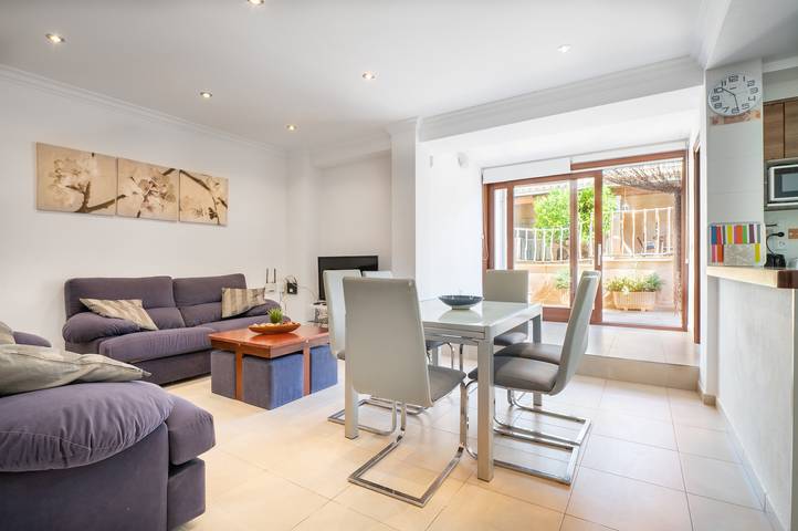 Feriehus for 2 personer med have in Ariany, Mallorca central