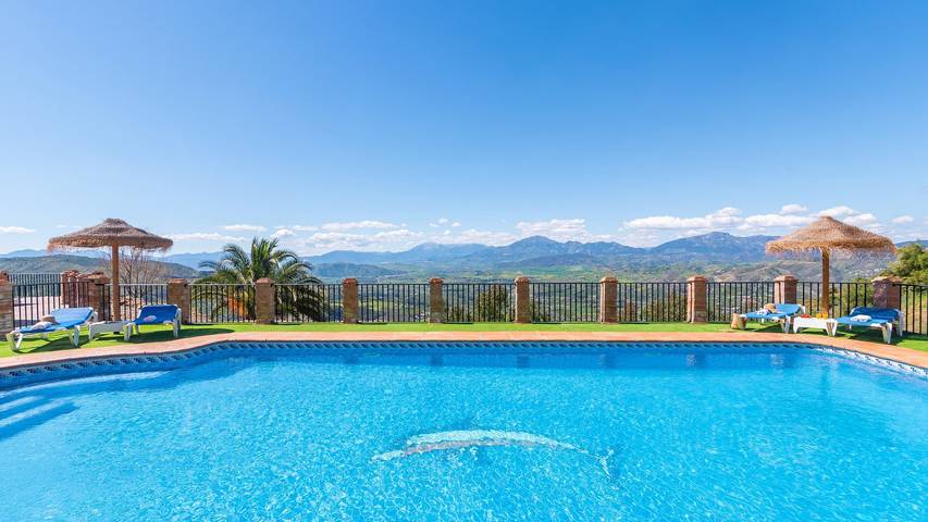 Casa rural para 6 personas, con balcón/terraza y piscina en Álora - 2