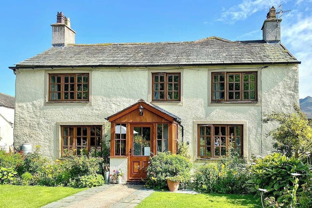 Log Cabin for 8 People in Bassenthwaite, Cumbria