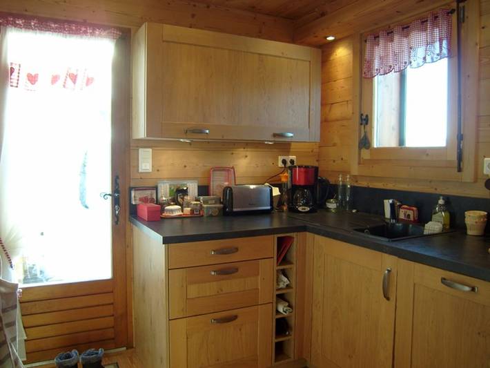 Chalet 8 pers. à 350m des pistes, 4 ch., WiFi, garage, poêle à bois, ensoleillé, Crest-Voland in Cohennoz, Région d'Albertville