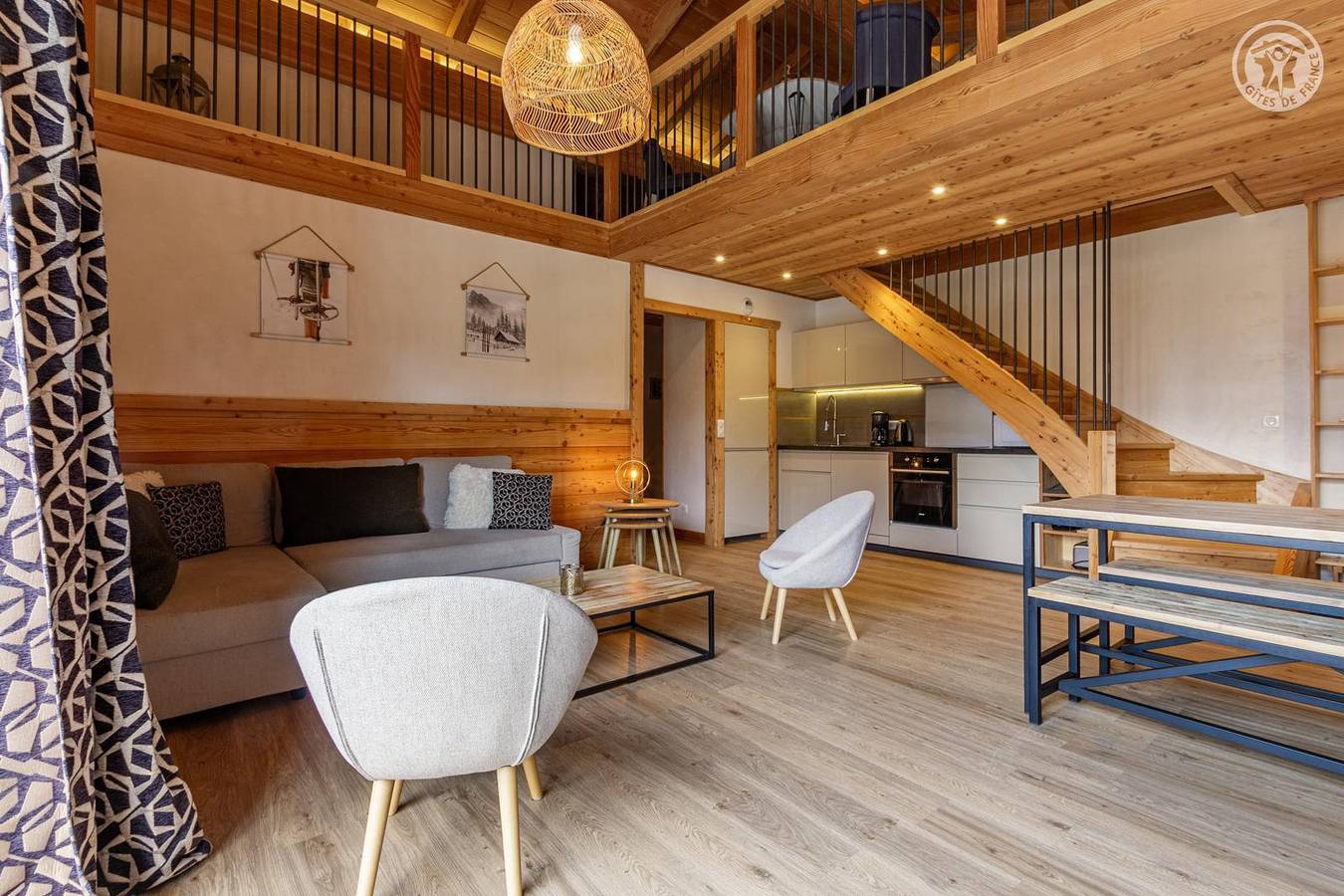 Le Petit Chalet in Montvalezan, Albertville und Umgebung