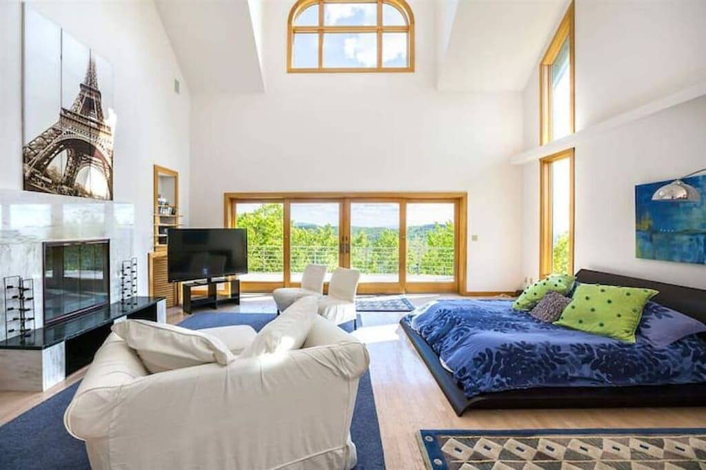 Vacation Home for 10 Guests in Vermont, USA