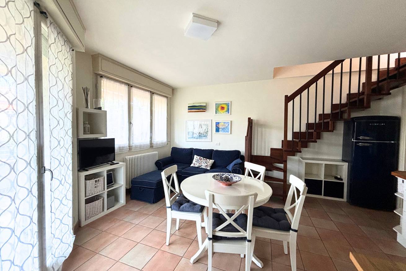 Entire apartment, Cv022 – Cervia, three-room apartment with patio, terrace, and attic in Cervia, Ravenna Province