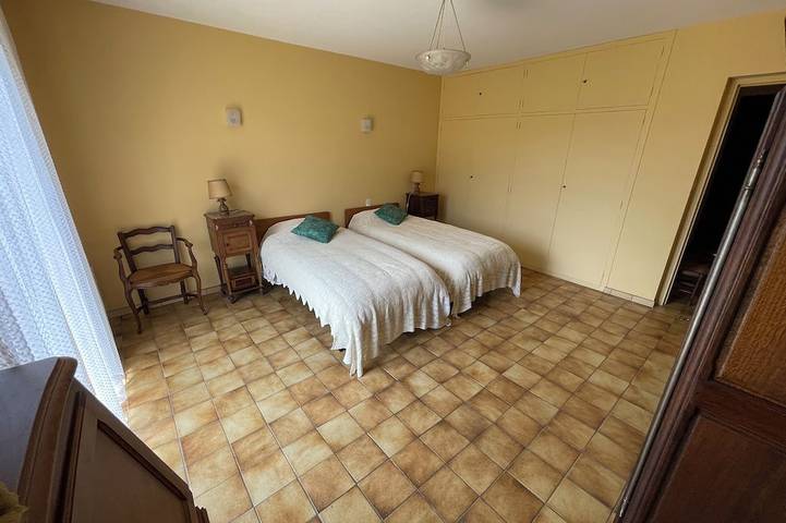 Location de vacances pour 8 personnes, avec terrasse et jardin, animaux acceptés à Bédarieux - 2