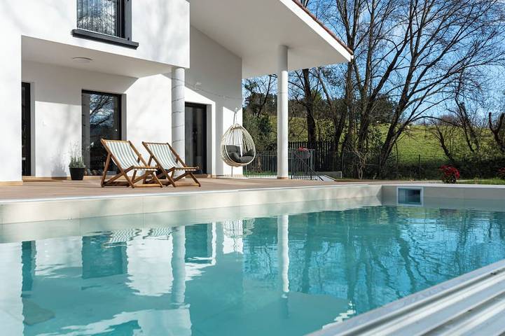 Gîte pour 10 personnes, avec Jardin dans Lezo