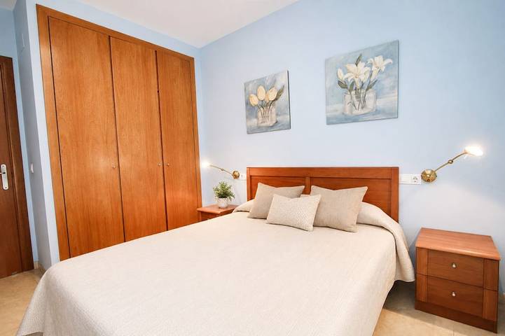 Appartement entier, Roura Apartment - Plage 100m in La Pineda, Vila-seca