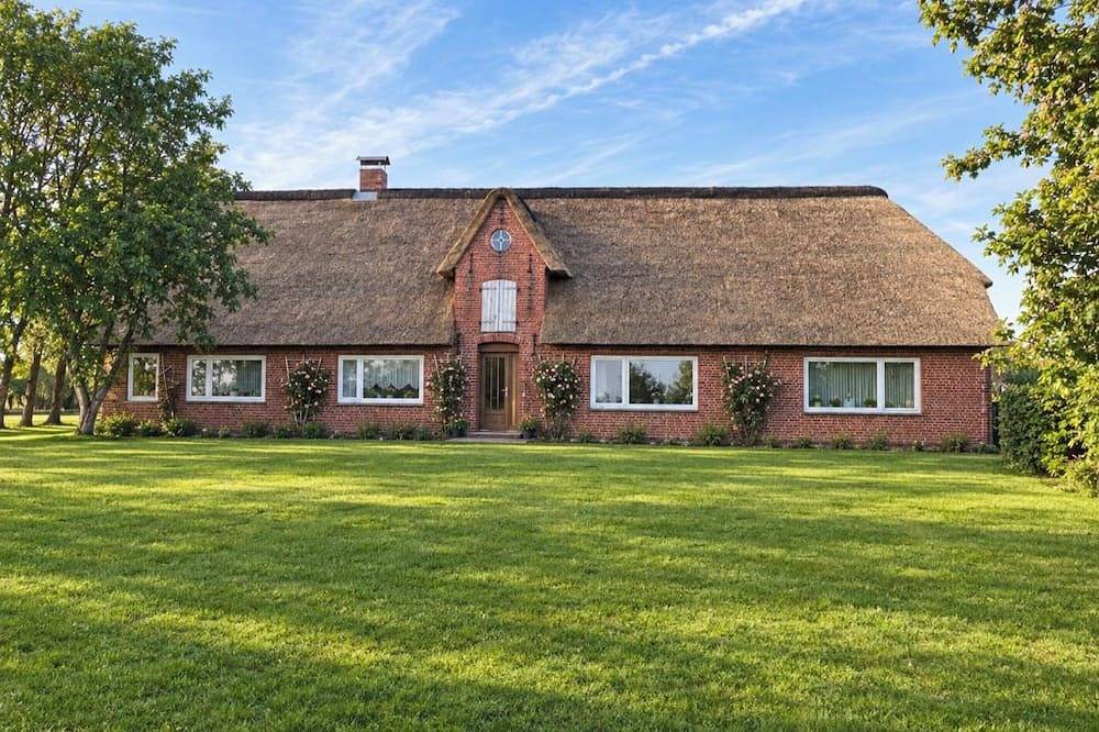 Ganze Wohnung, Ferienwohnung,,Reethus kleine Auszeit" in ruhiger Umgebung,Nordsee und Inselnähe in Bosbüll, Nordfriesland