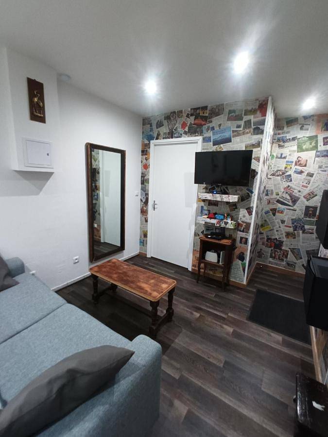 Location de vacances pour 4 personnes, avec terrasse à Saint-Remy-en-Bouzemont-Saint-Genest-et-Isson