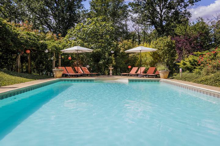 Gîte pour 8 personnes, avec piscine à Les Eyzies-de-Tayac-Sireuil - 4