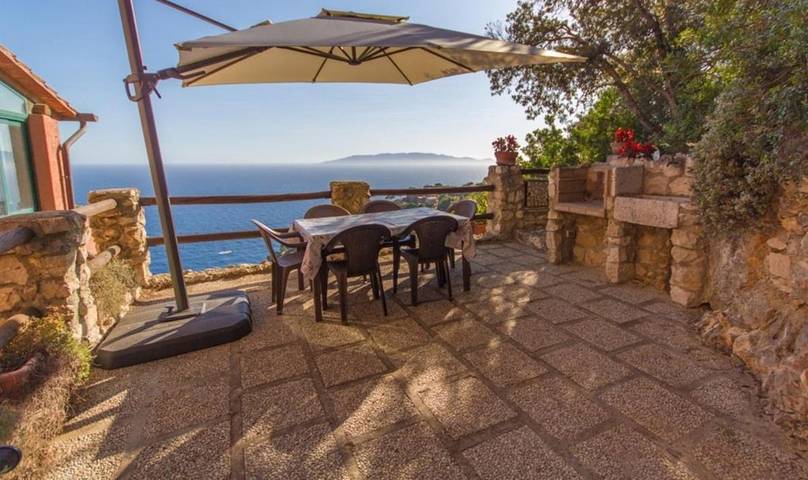 Casa vacanza per 5 persone, con giardino e panorama - 1
