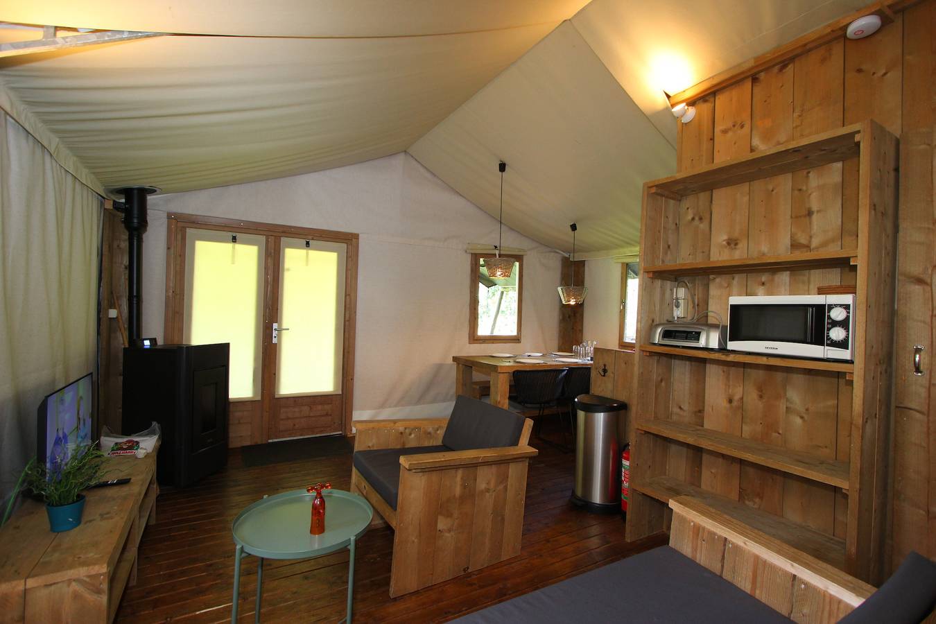 Europarcs Ruinen — Four Season Lodge 6 in Ruinen, Nationalpark Dwingelderveld