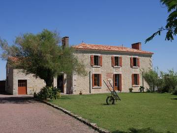 Chambre d’hôte pour 2 personnes, avec jardin à Sainte-Hermine