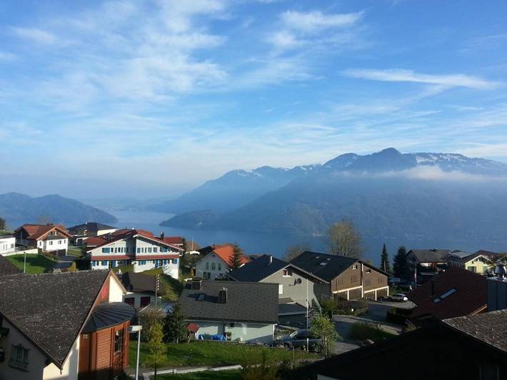 Ferienwohnung für 3 Personen, mit Balkon/Terrasse und Garten sowie Ausblick und Seeblick in Nidwalden - 2