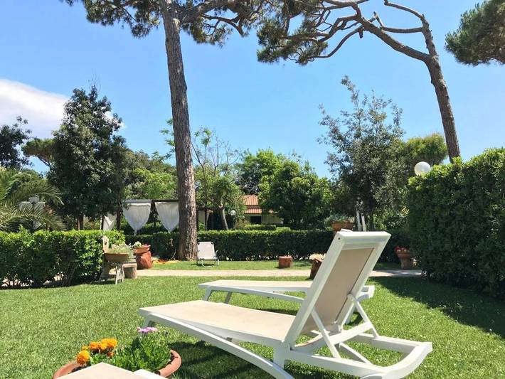 Hôtel pour 2 personnes, avec vue ainsi que jardin et bassin pour enfant, animaux acceptés à Fregene - 3