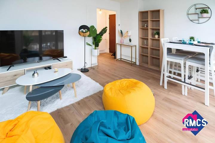 Appartement de vacances pour 8 personnes, avec balcon, animaux acceptés