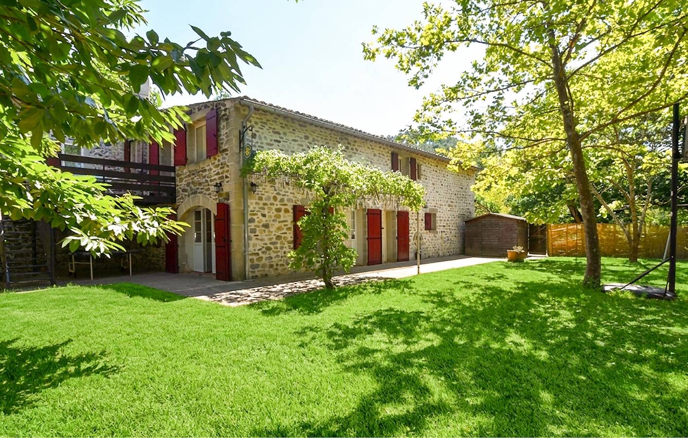 Reizend, 1 km von Saint-Brès entfernt: Gemütliche Ferienwohnung mit Garten und WLAN in Saint-Ambroix, Cevennen